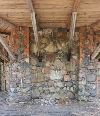 Pakalnu dzirnavas pirms restaurācijas