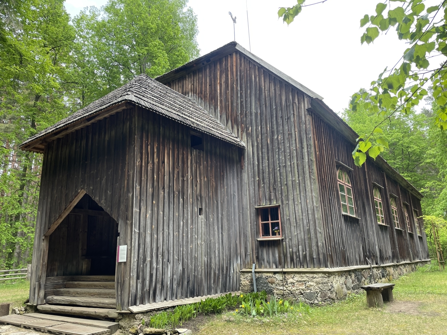 Usmas luterāņu baznīca