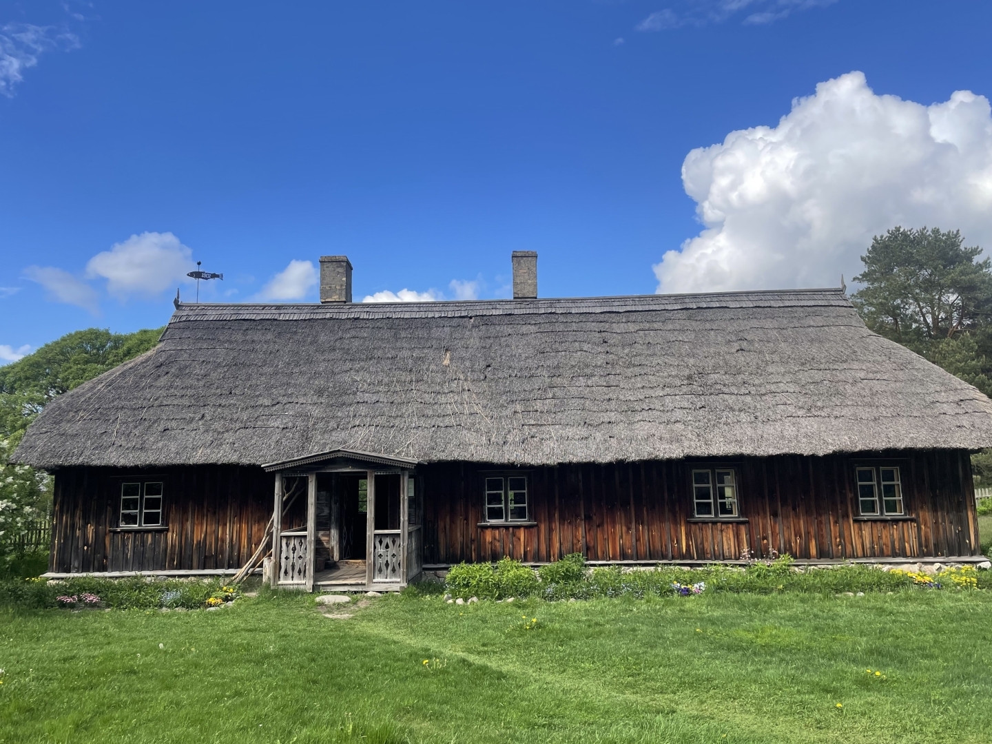 "Lurķi" dzīvojamā māja