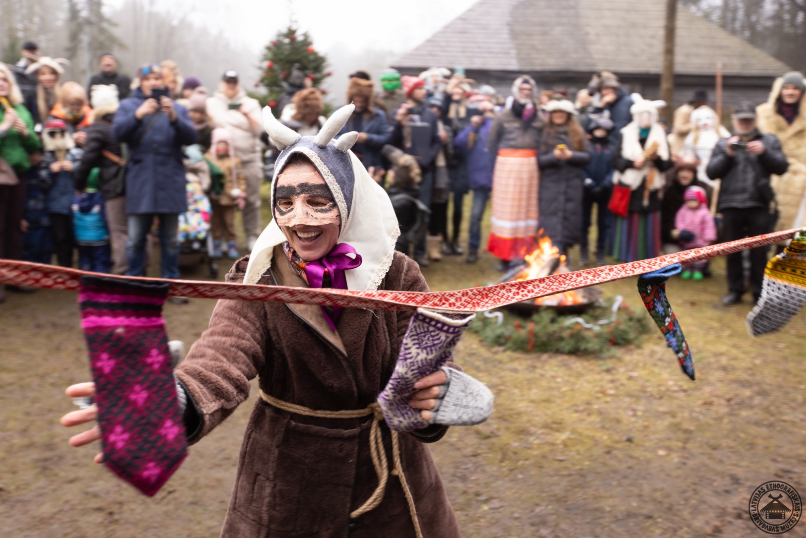 Tradicionālās rotaļas un aktivitātes pie vēsturiskā Priedes kroga. 